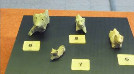 Figures of domestic animals in Sarab Dehpahan Hill, Kermanshah